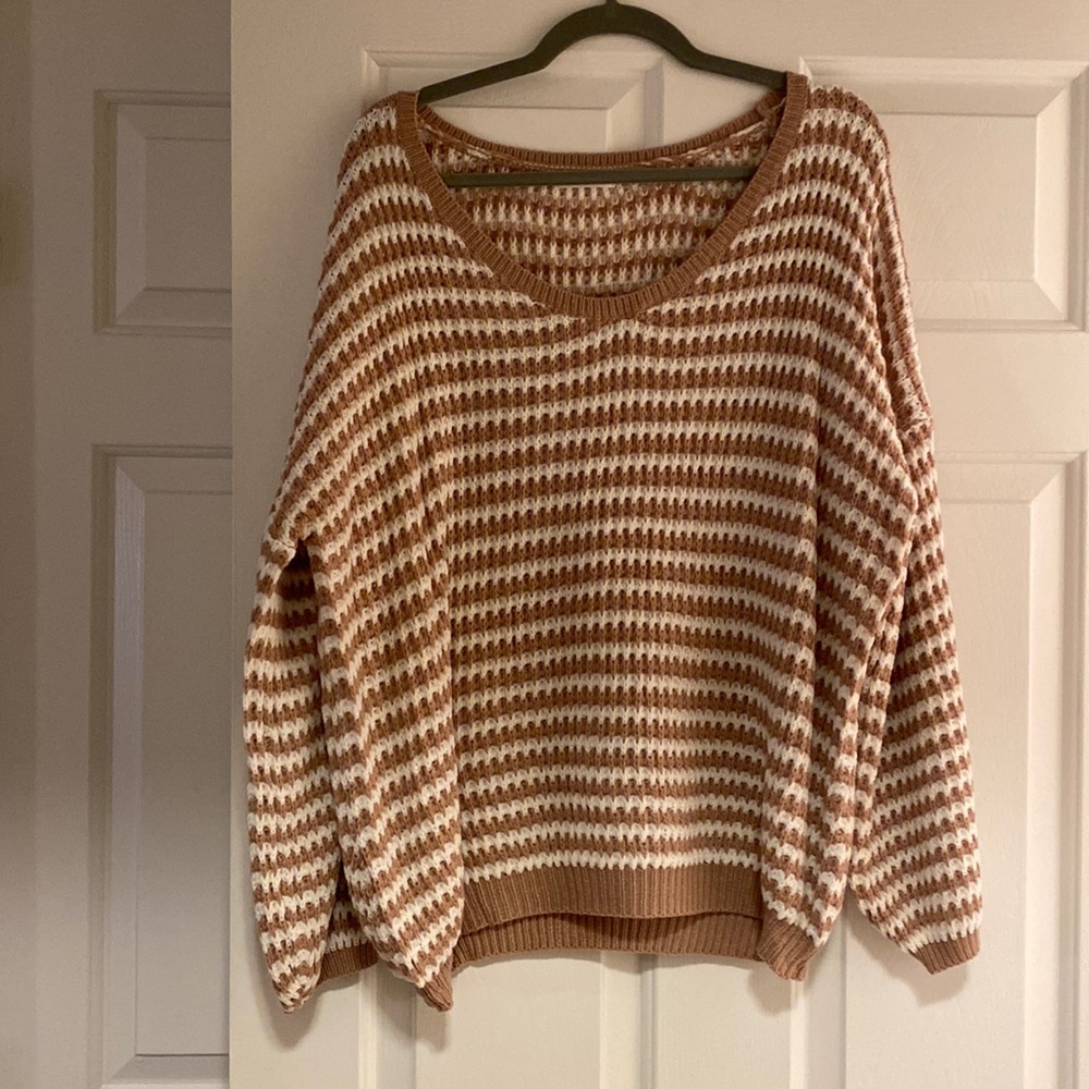 🌟SALE 3 for $12🌟 Sweater